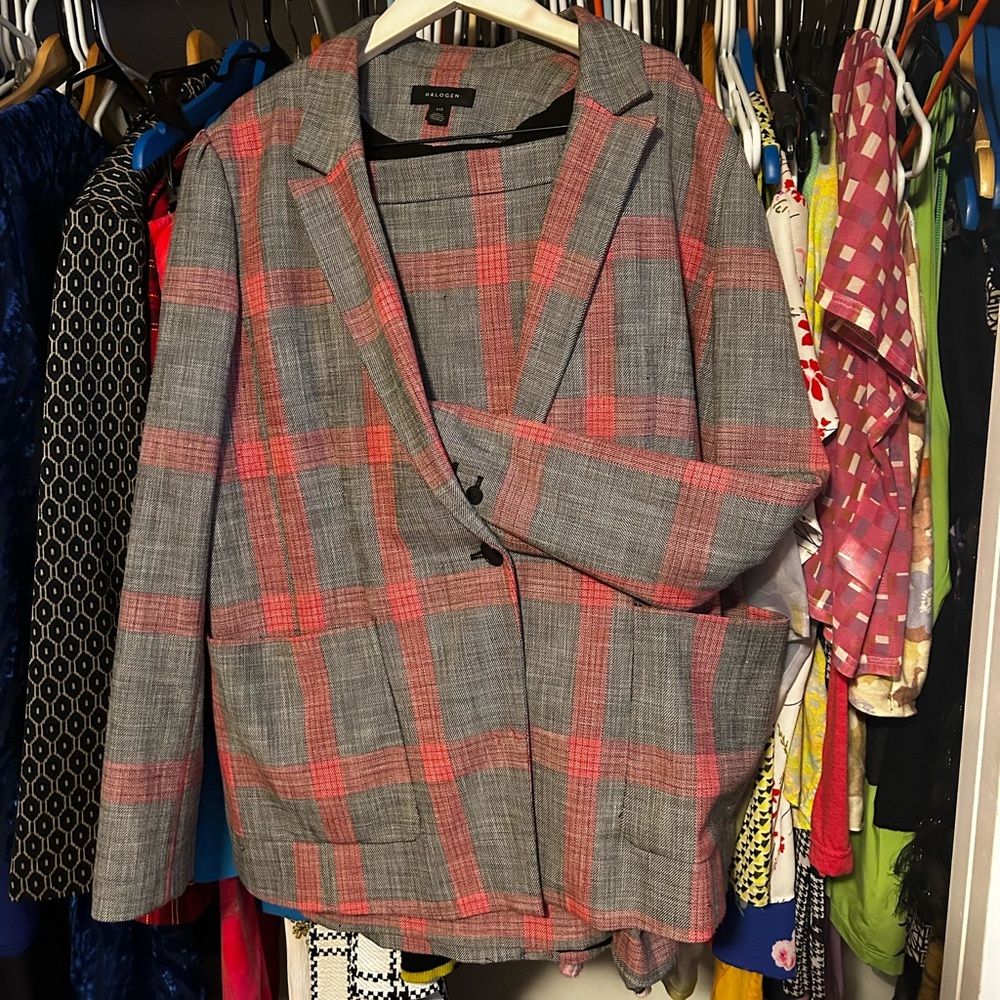 Halogen skirt suit. Skirt, 18, Blazer xxl